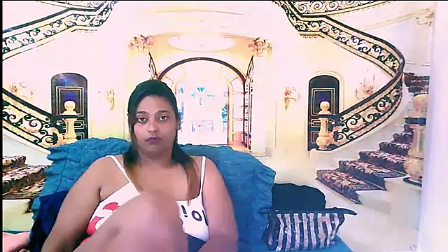 Snapshot of IndianYummy chatting on December 19, 2024, 11:46 pm IndianYummy online show from December 19, 2024, 11:46 pm