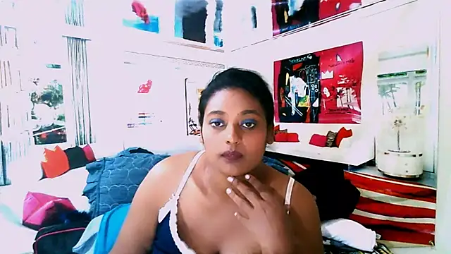 Snapshot of IndianYummy chatting on March 7, 2025, 6:00 pm IndianYummy online show from March 7, 2025, 6:00 pm