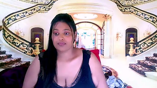 Snapshot of IndianYummy chatting on September 19, 2025, 5:24 pm IndianYummy online show from September 19, 2025, 5:24 pm