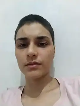 Snapshot of Luci_foxx chatting on January 8, 2025, 6:20 am Luci foxx online show from January 8, 2025, 6:20 am