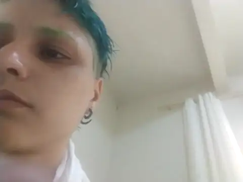 Snapshot of Luci_foxx chatting on October 17, 2025, 2:30 pm Luci foxx online show from October 17, 2025, 2:30 pm