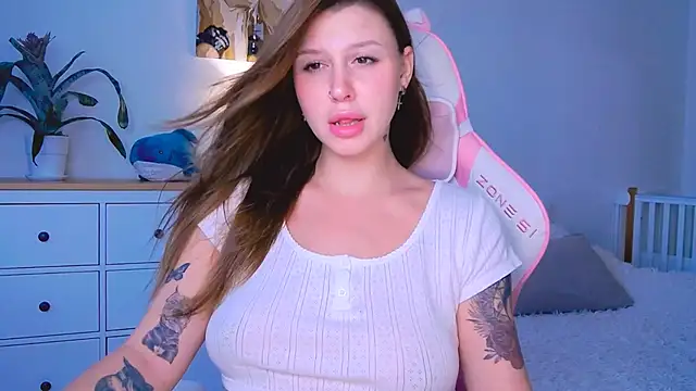 janny u online show from September 11, 2025, 12:49 pm