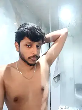 skinnyyyyyyyyy online show from March 26, 2026, 4:18 am