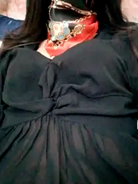 sandi-55 online show from October 18, 2025, 10:10 pm