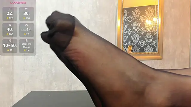 Selenecollins online show from January 12, 2025, 3:46 pm