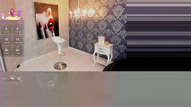 Selenecollins online show from March 12, 2025, 12:26 pm