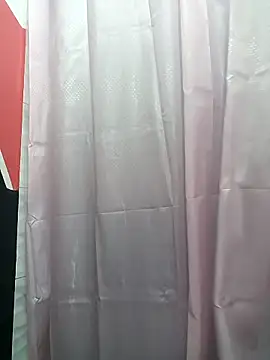 Hanna Kinsley online show from October 29, 2025, 7:37 pm