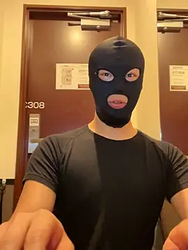 Ash zzz online show from March 18, 2025, 11:08 am