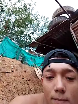 tayson  online show from September 25, 2025, 11:14 am