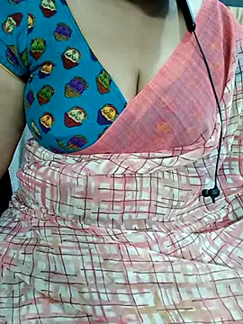 Snapshot of Yours_Radika chatting on March 2, 2025, 4:53 pm Yours Radika online show from March 2, 2025, 4:53 pm