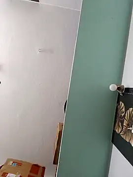 Snapshot of Yours_Radika chatting on March 3, 2025, 2:15 pm Yours Radika online show from March 3, 2025, 2:15 pm