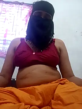 Snapshot of HenaAra chatting on February 6, 2026, 9:34 am HenaAra online show from February 6, 2026, 9:34 am