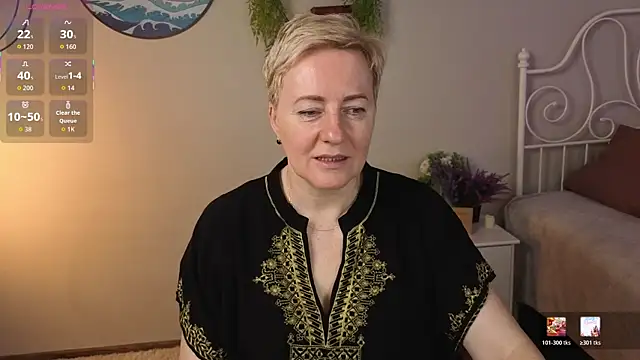 Snapshot of Nika_Smit chatting on May 8, 2026, 5:13 am Nika Smit online show from May 8, 2026, 5:13 am