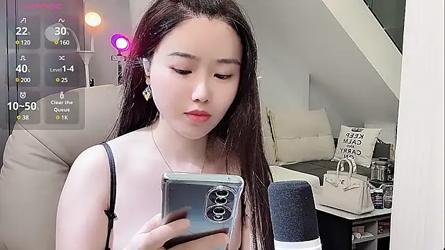 yoyo520- online show from March 22, 2025, 11:31 pm