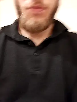 Snapshot of hoot_denis28 chatting on January 26, 2025, 12:48 am hoot denis28 online show from January 26, 2025, 12:48 am