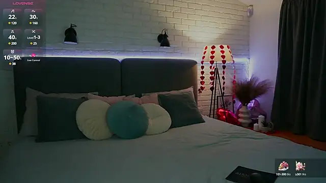 Snapshot of Hailey_Green chatting on March 2, 2025, 7:12 pm Hailey Green online show from March 2, 2025, 7:12 pm