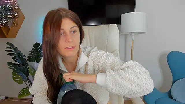 Snapshot of Hailey_Green chatting on September 27, 2025, 8:58 pm Hailey Green online show from September 27, 2025, 8:58 pm