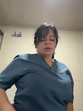 Snapshot of NATHALIA-28_ chatting on May 11, 2026, 2:45 pm NATHALIA-28 online show from May 11, 2026, 2:45 pm