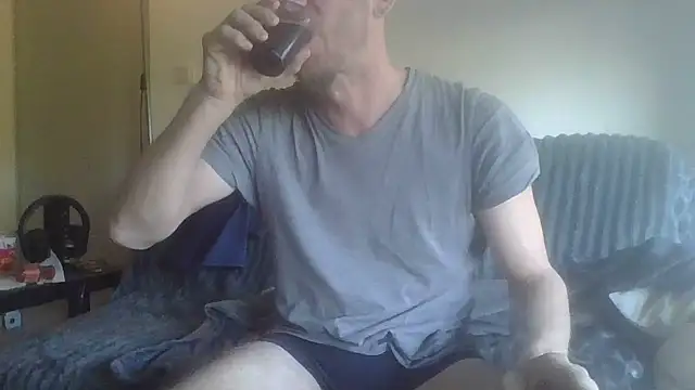 mohican69hot online show from April 4, 2026, 7:28 am