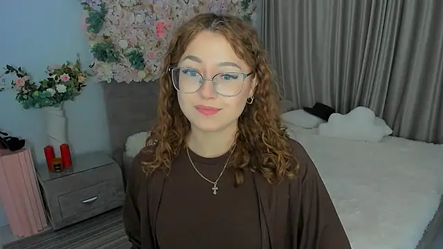 SereneFlame online show from September 20, 2025, 4:19 pm