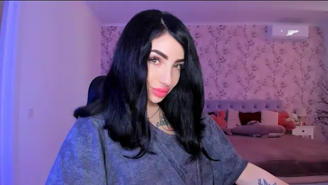 Snapshot of NancyLovee_ chatting on June 16, 2026, 12:30 pm NancyLovee online show from June 16, 2026, 12:30 pm