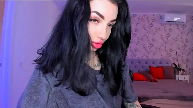 Snapshot of NancyLovee_ chatting on June 27, 2026, 12:33 pm NancyLovee online show from June 27, 2026, 12:33 pm