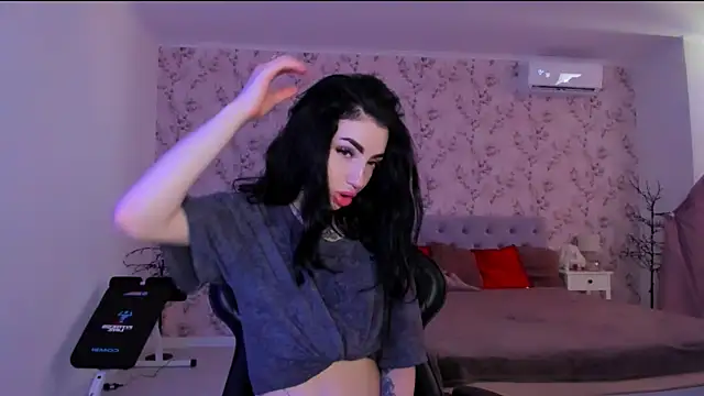 Snapshot of NancyLovee_ chatting on June 30, 2026, 11:22 am NancyLovee online show from June 30, 2026, 11:22 am