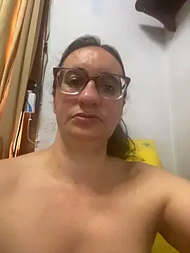 gloria7v05 online show from October 29, 2025, 2:08 pm