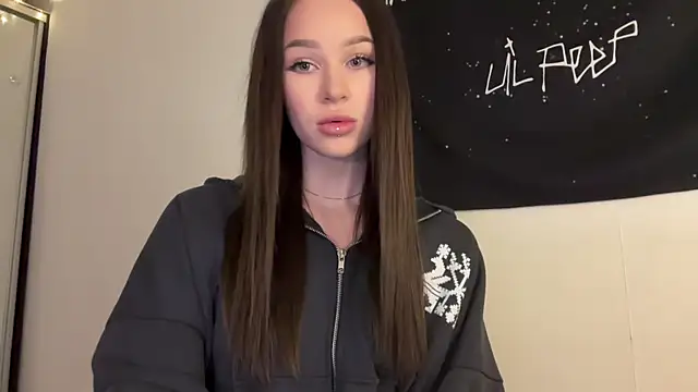 ur molly online show from January 18, 2026, 11:14 am