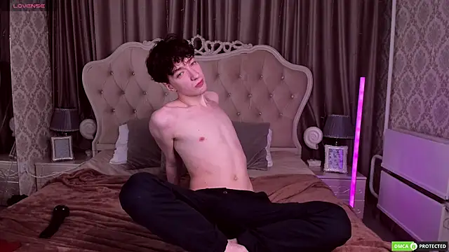 TrevorBenson online show from September 22, 2025, 6:10 pm