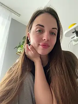 AmiLavs online show from March 3, 2026, 9:59 am