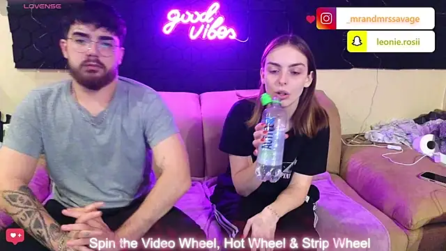 MrAndMrsSavage online show from January 7, 2025, 9:14 pm