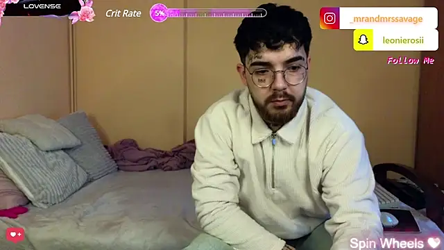 MrAndMrsSavage online show from February 7, 2025, 2:26 pm