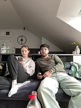 MrAndMrsSavage online show from March 14, 2025, 8:42 am