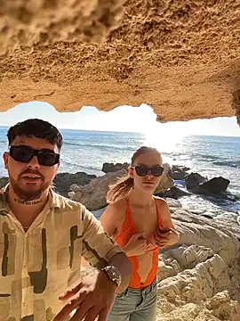 MrAndMrsSavage online show from February 4, 2026, 2:01 pm