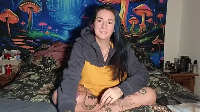 tattoomilf86 online show from February 15, 2025, 2:22 pm