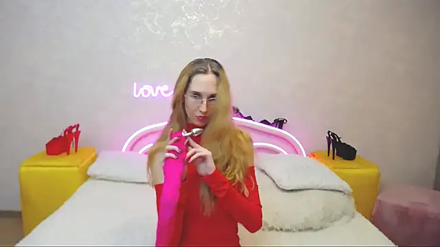 Snapshot of KlaryBrait chatting on March 2, 2025, 2:10 pm KlaryBrait online show from March 2, 2025, 2:10 pm