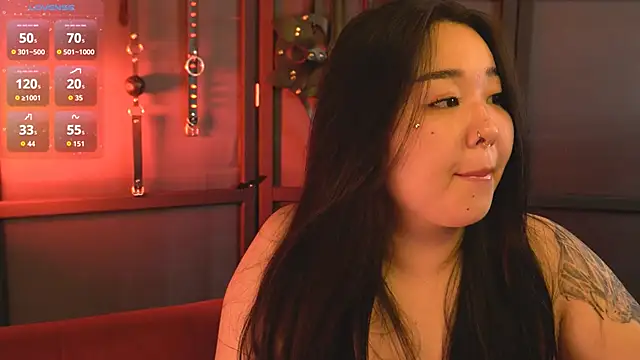 mei honey  online show from November 15, 2025, 11:10 pm