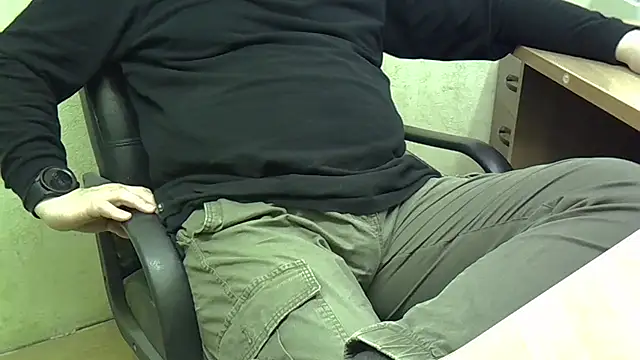 Snapshot of nikdov3 chatting on February 19, 2026, 4:41 am nikdov3 online show from February 19, 2026, 4:41 am