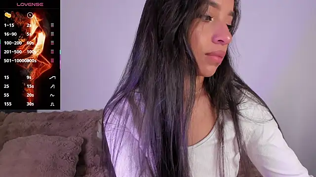 Mereo leona online show from April 17, 2026, 11:08 pm