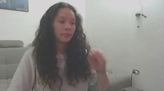 Yeimi360 online show from March 9, 2025, 8:40 am