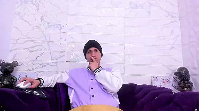 Snapshot of Im_Milan_Rs chatting on January 27, 2025, 10:49 am Im Milan Rs online show from January 27, 2025, 10:49 am