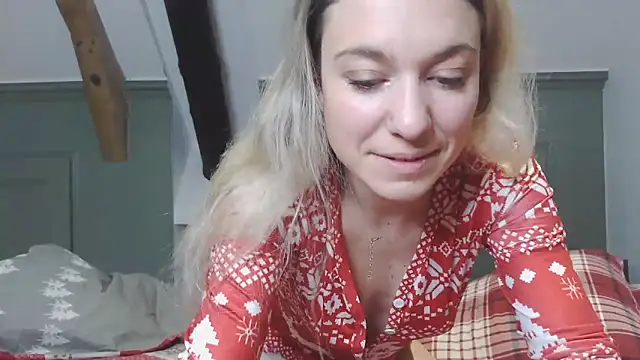 carlaaa online show from December 20, 2024, 9:50 pm