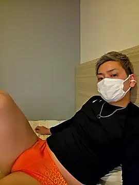 da--------i online show from January 5, 2026, 6:11 pm