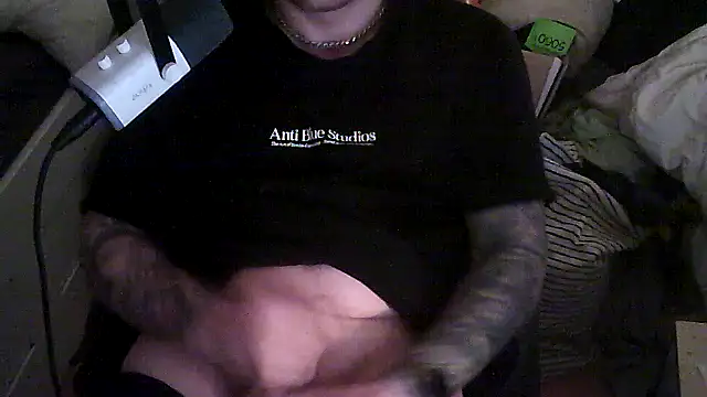 Snapshot of gezelligesiebren chatting on March 28, 2026, 6:35 am gezelligesiebren online show from March 28, 2026, 6:35 am