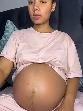  Luana online show from February 13, 2026, 3:13 am