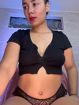Snapshot of _Luana chatting on July 25, 2026, 1:15 am Luana online show from July 25, 2026, 1:15 am