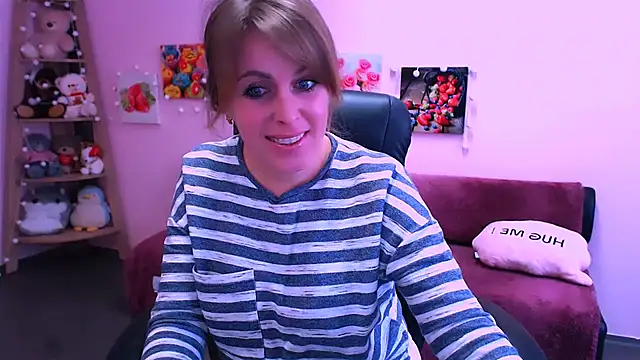 Hot Milady online show from March 4, 2026, 8:09 am