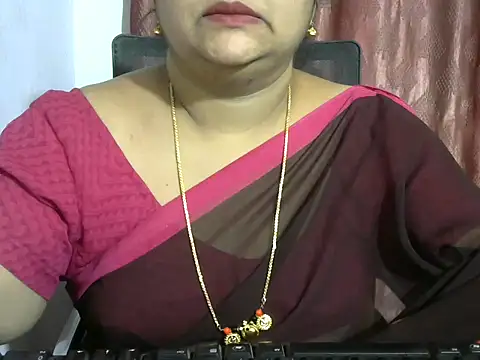 Snapshot of Naughty_Nityaa chatting on January 8, 2025, 5:26 pm Naughty Nityaa online show from January 8, 2025, 5:26 pm