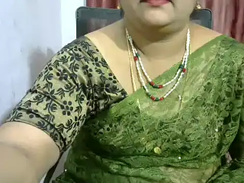 Snapshot of Naughty_Nityaa chatting on January 15, 2025, 7:15 am Naughty Nityaa online show from January 15, 2025, 7:15 am